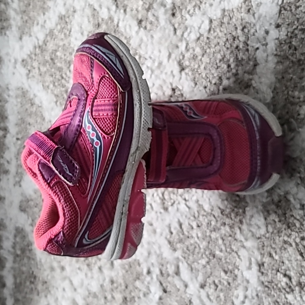 4 for $28 - Saucony Toddler Girls Size 6 Pink Running Shoes